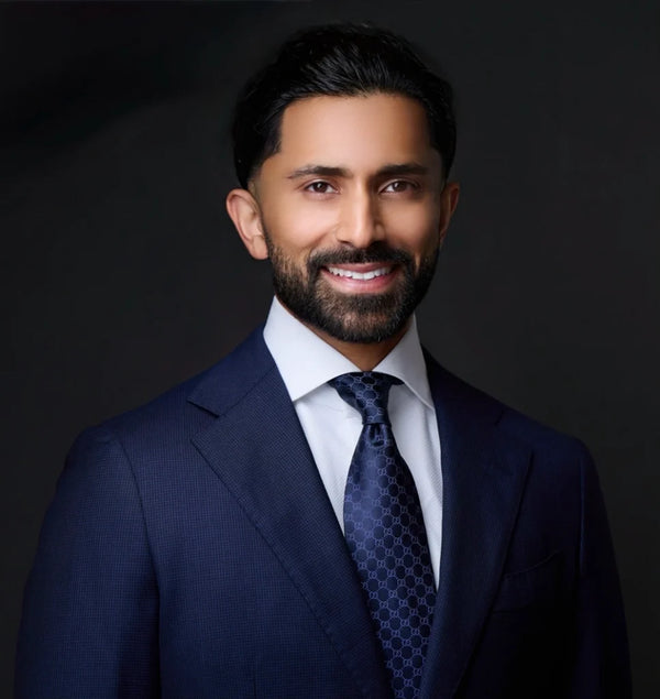  Dr. Diyan Raza